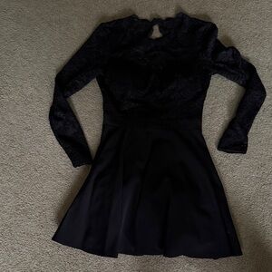 Bebe Chic Black Long Sleeve Dress